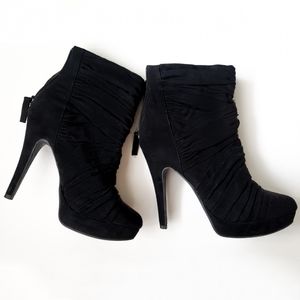 Black Ankle Boots With Stiletto Heel - Size 8